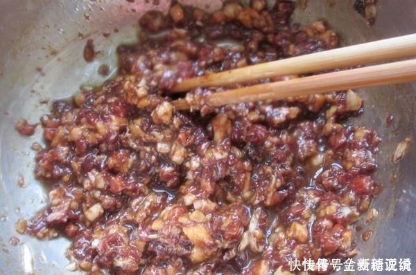 这菜是“蔬菜皇后”，却总被当垃圾扔掉，明目护眼，好吃到舔手指