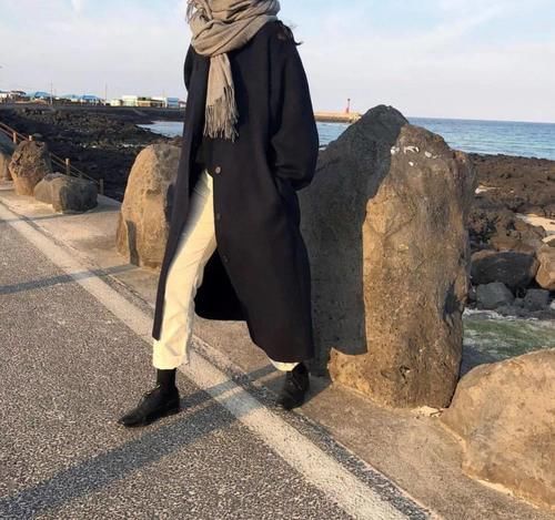 “奶奶裤+大衣”、“奶奶裤+羽绒服”才是真的时尚感十足!