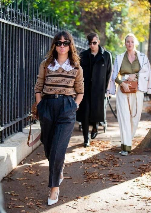 衬衫+毛衣，衬衫+高领=永不过时气质精！太美了！