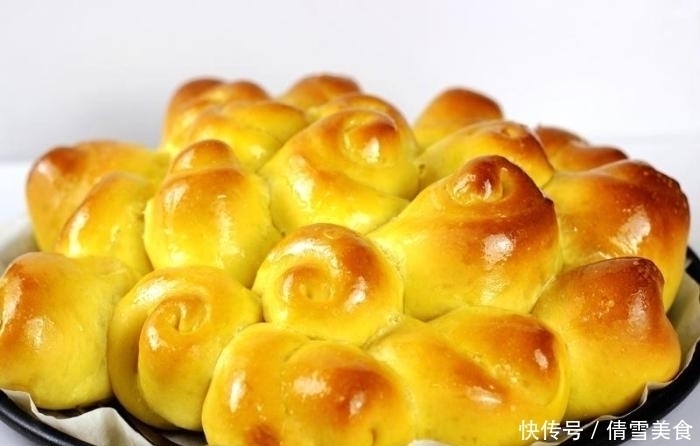 中薪|一块南瓜,一杯面粉,只多一步,柔软如棉花,放三天都软绵好吃!