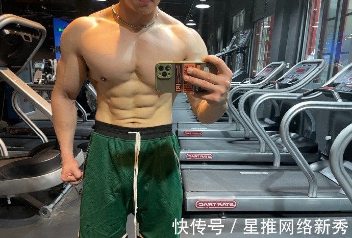 身高|身高不够肌肉来凑，擅长力量训练，拥有高耸入云的迷人斜方肌！