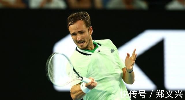 费德勒|双圈大满贯!纳达尔3-2逆转梅总澳网夺冠 21冠超费德历史第一