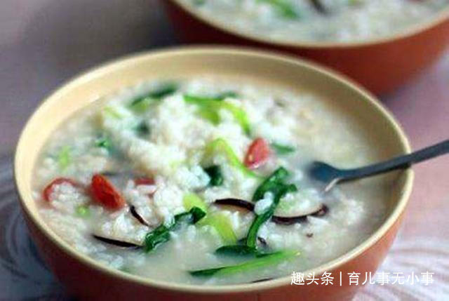 积食|有一种伤害叫“毒辅食喂娃”,孩子看似吃饱,实际上根本消化不动