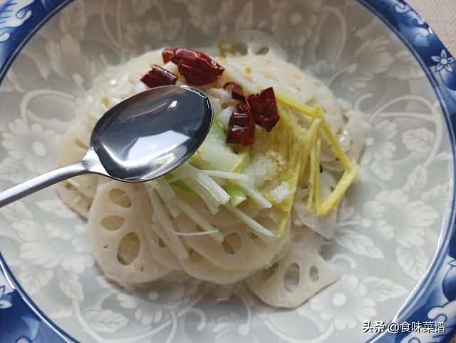 藕丁|三伏天吃莲藕，教你3种不同的做法，开胃爽口入味，上桌瞬间光盘