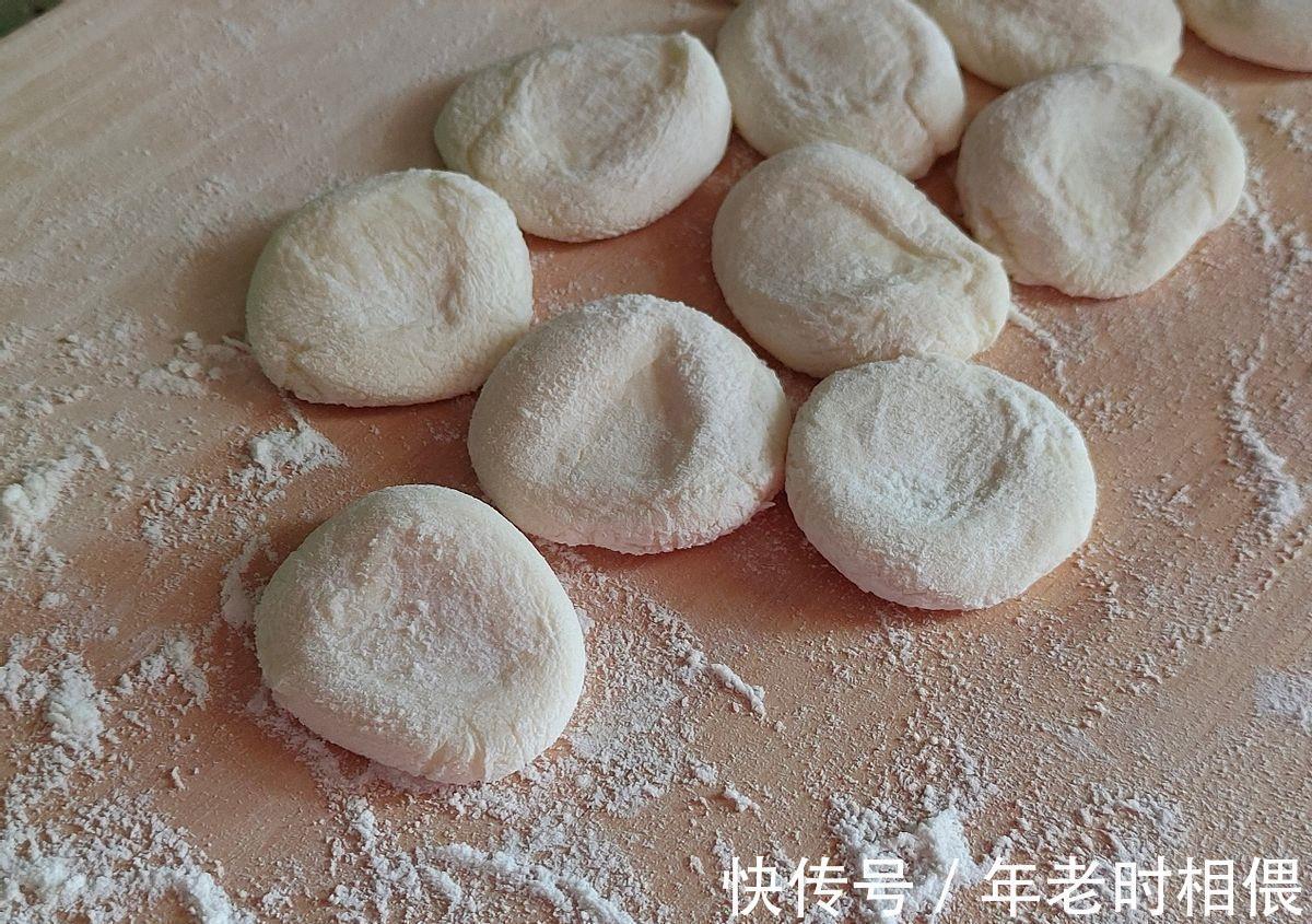 牛肉水饺|牛肉水饺好吃有窍门，教你调馅，做出来又香又嫩，咬一口直爆汁