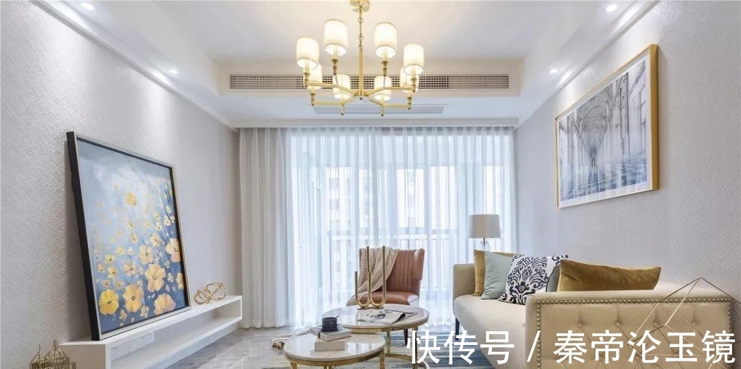 美式|98平三居室,进门就被客厅迷住了,淡雅轻奢真好看,卧室很个性