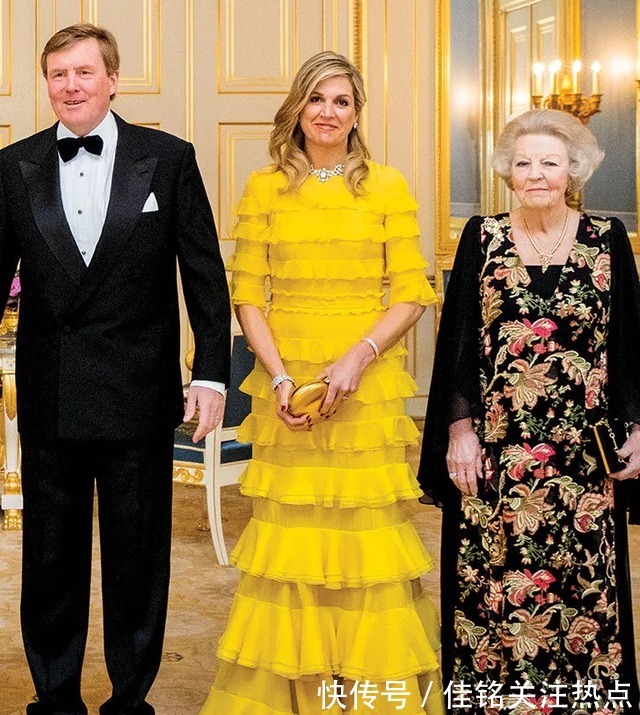 黄色 50岁荷兰王后穿搭用色超大胆,穿遍彩虹色,连英女王也望尘莫及!