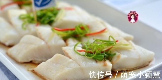 小葱|鱼腥“最”怕的不是葱和姜,而是它,只需加一点,鱼肉鲜嫩无腥味