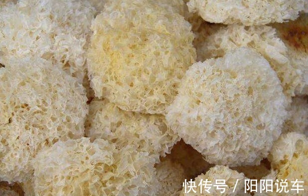 鹅蛋|女性在孕阶段可以多买4种东西吃,能减轻孕吐,还能促进胎儿发育