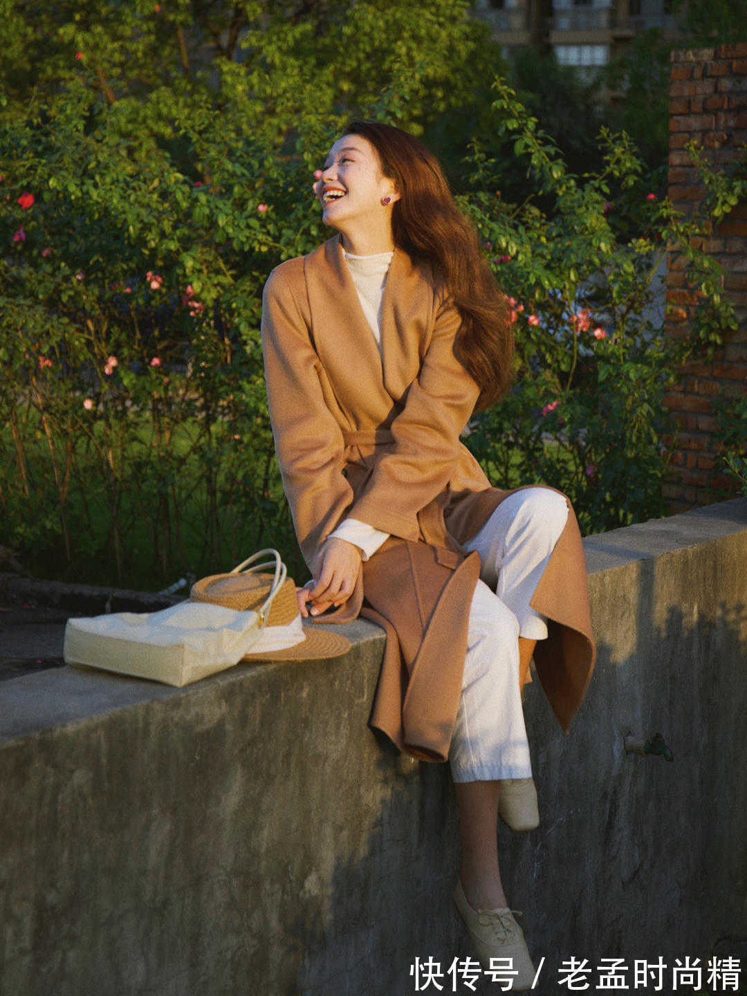 搭配|秋季不要瞎打扮,针织衫搭配百褶裙温柔优雅又保暖,美得高级