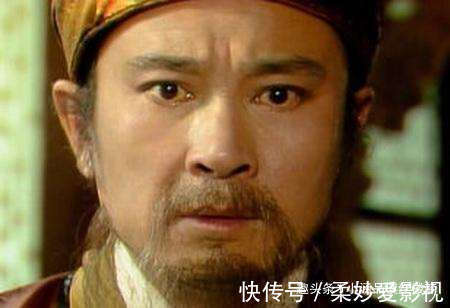 宝玉!贾政为何喜欢赵姨娘?贾母一句话道出真相后,贾政羞愧的下跪认错