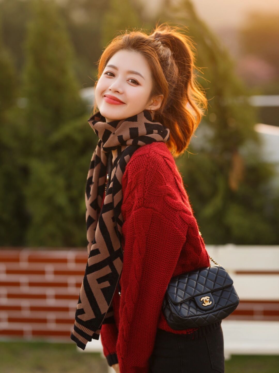 半身裙 冬天毛衣穿不出高级感?不妨试试这些搭配方式,日常实用又百搭