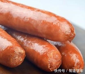 只需手抓饼就可以做的披萨，下班回家做好就能吃，营养卫生又健康