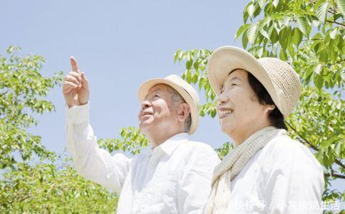 有趣的老年痴呆测试花朵中有一张女人的脸，你能在10秒内找到吗