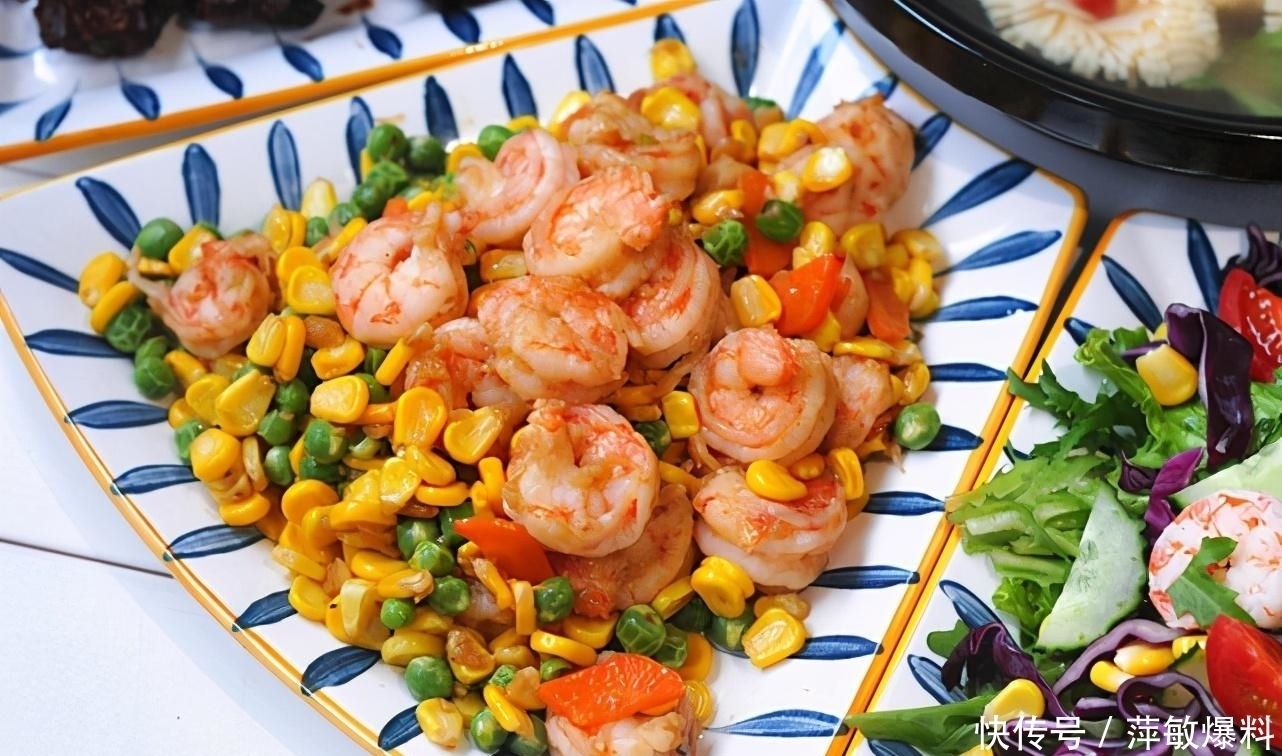 周末大餐,整整花了9个小时,中饭变成了晚餐,上桌全家惊艳啦!