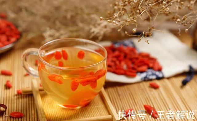 亢奋者|每晚睡前干嚼几粒枸杞,坚持一个月,身体会有哪些变化呢?