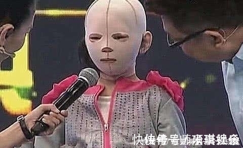 面具|9岁女孩戴面具上学,老师知道真相后,默默落泪