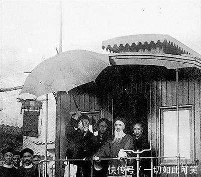 吴夫子|老师出一上联,神童张之洞用老师喝茶动作对出下联,让人拍案叫绝!