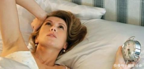 催眠剂|老年人每天失眠怎么办医生送你1条建议,比药管用,倒头就睡