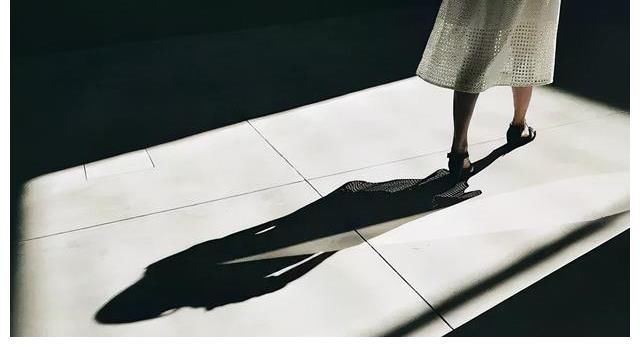 李子柒央視發(fā)聲引人深思：好好讀書，才是普通人真正的捷徑