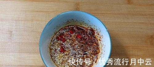 做法|教你凉拌包菜的做法,牢记这几点,成菜好吃下饭,做法简单又营养!