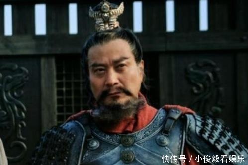 华雄|关羽斩华雄前,曹操给关羽温了一杯酒,这到底是几个意思?