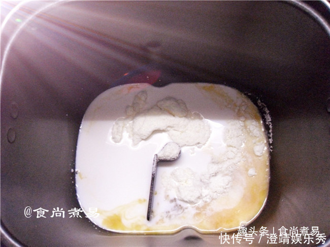 配方|面包此做法,香甜柔软又筋道,撕开能拉丝,配方很简单