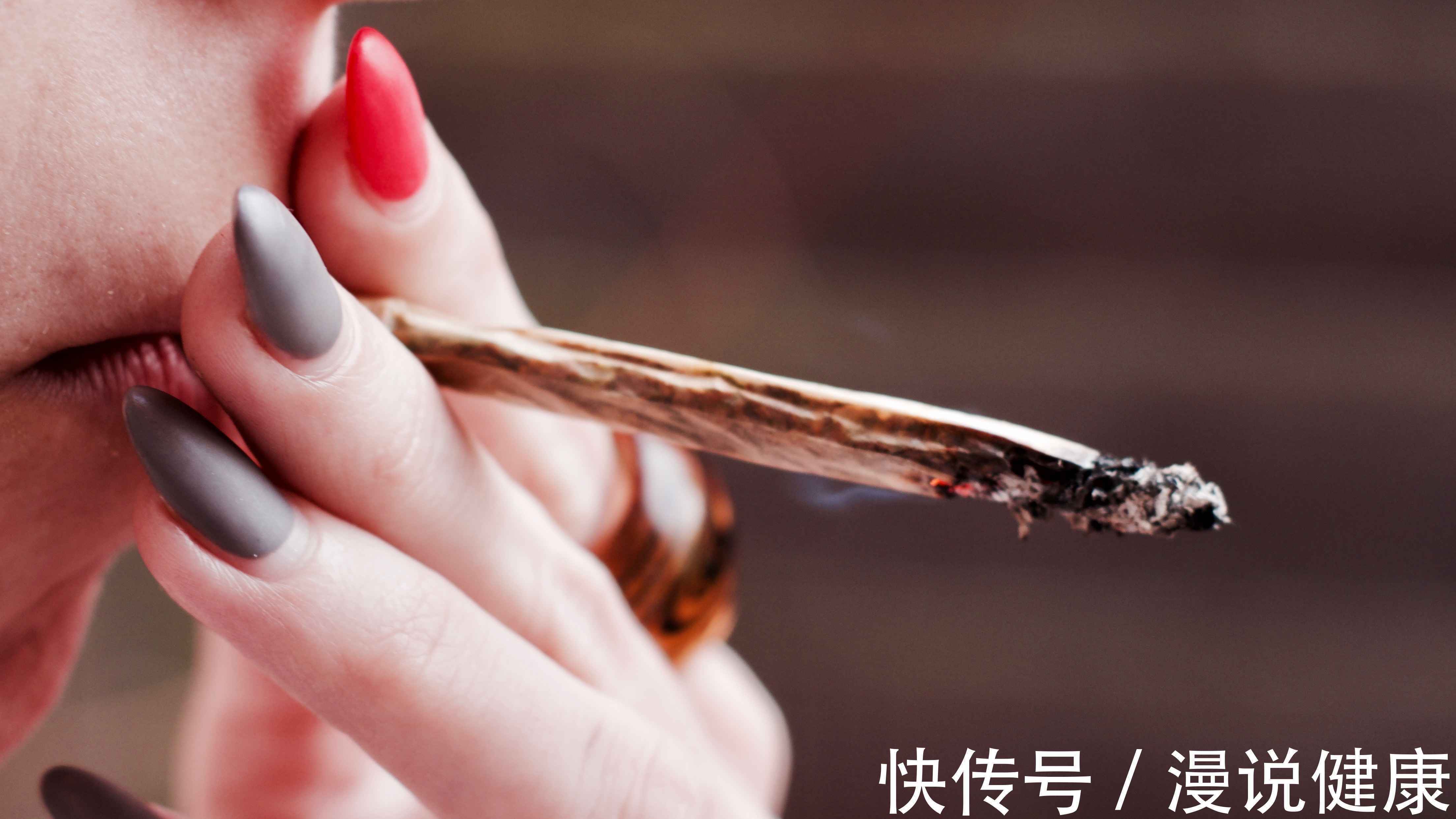 习惯|肺癌的“祸根”被揪出?3个不起眼的习惯,危害堪比吸烟,趁早改