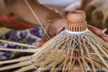 白娘子的油纸伞竟然一个月才能做好