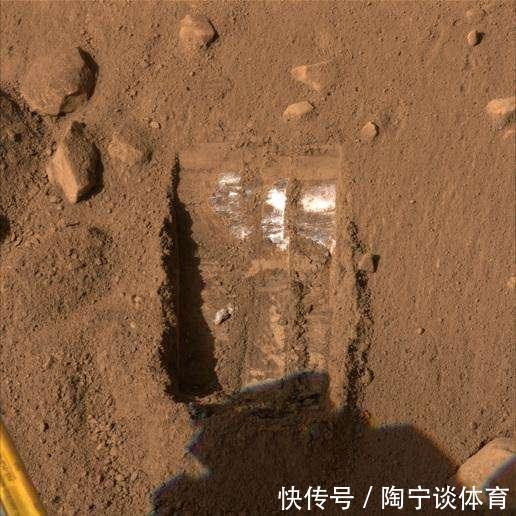 火星再现3个卤水湖，水如此丰富，科学家：地外生命“近在眼前”