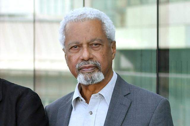 莫言&看完今年诺贝尔文学奖揭榜,想想每年热门村上,更能感受莫言伟大