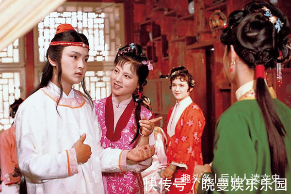 父母|袭人年纪轻轻,为何有胆量和贾宝玉云雨?看花家父母对她做了啥?