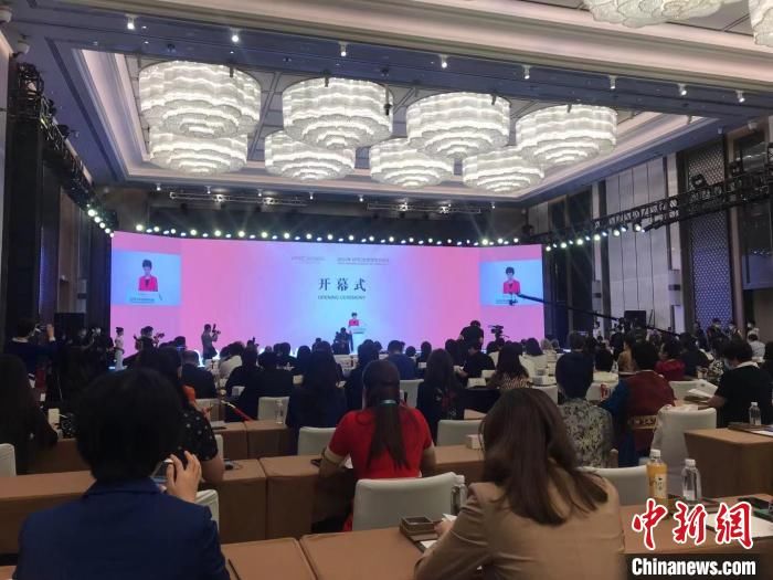 刘筱柳|2021年APEC女性领导力论坛在蓉举行 聚焦女性“内生光芒”