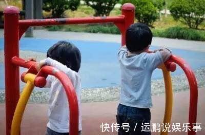 接娃|幼儿园接娃放学,早接和晚接区别大,有个隐患可能影响孩子半辈子