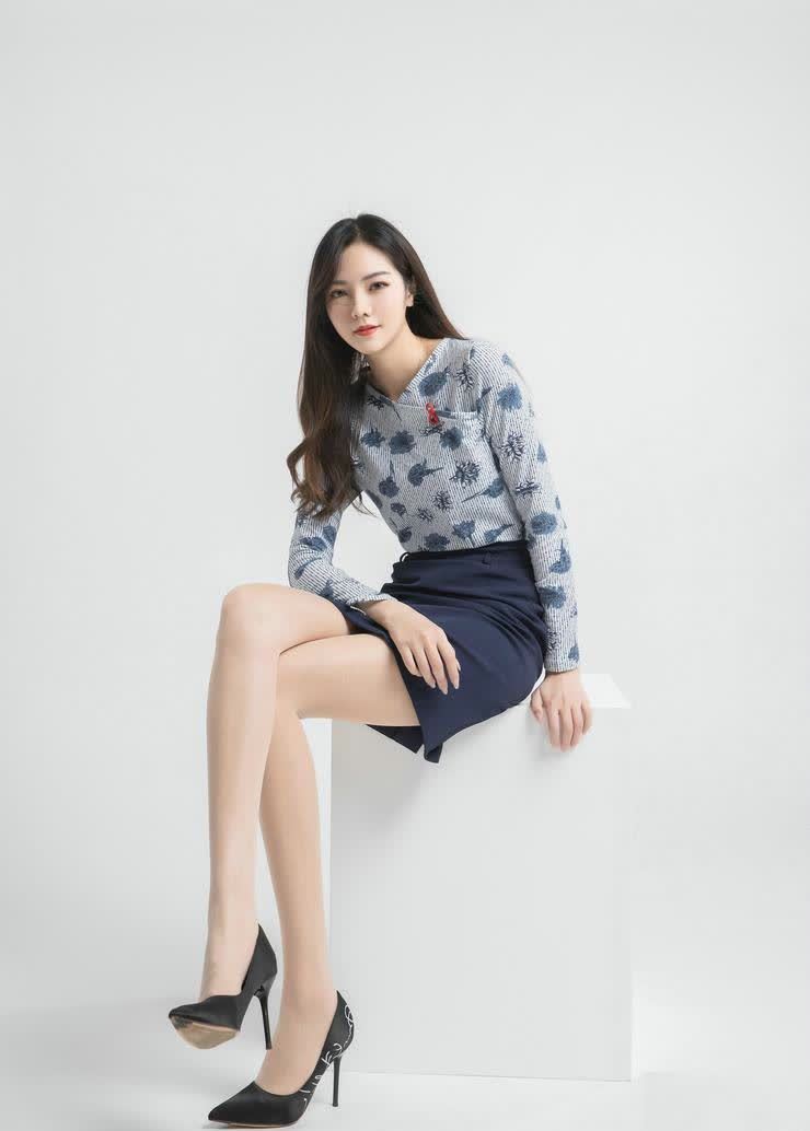 职业装 适合长腿美女的职业装搭配, 时尚干练又不缺乏高贵典雅