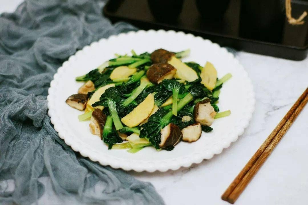  食谱|冬日必吃的5种“根菜王”，附15道素食谱