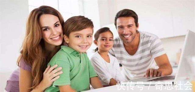 家庭|多子家庭中,哪个孩子会最孝顺父母应该牢记孝顺和出生顺序无关