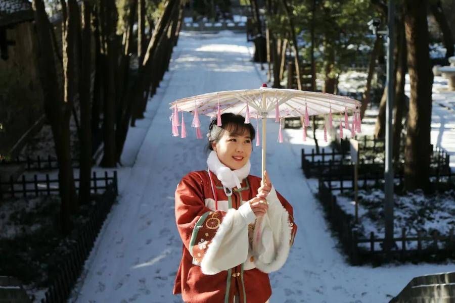 2022年的第一场雪，快乐的方式不止一种|仙境过大年｜| 蓬莱阁