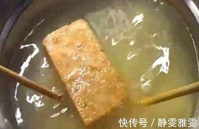 沸水|军用压缩饼干为什么这么抗饿？放入沸水中浸泡，看结果就明白了