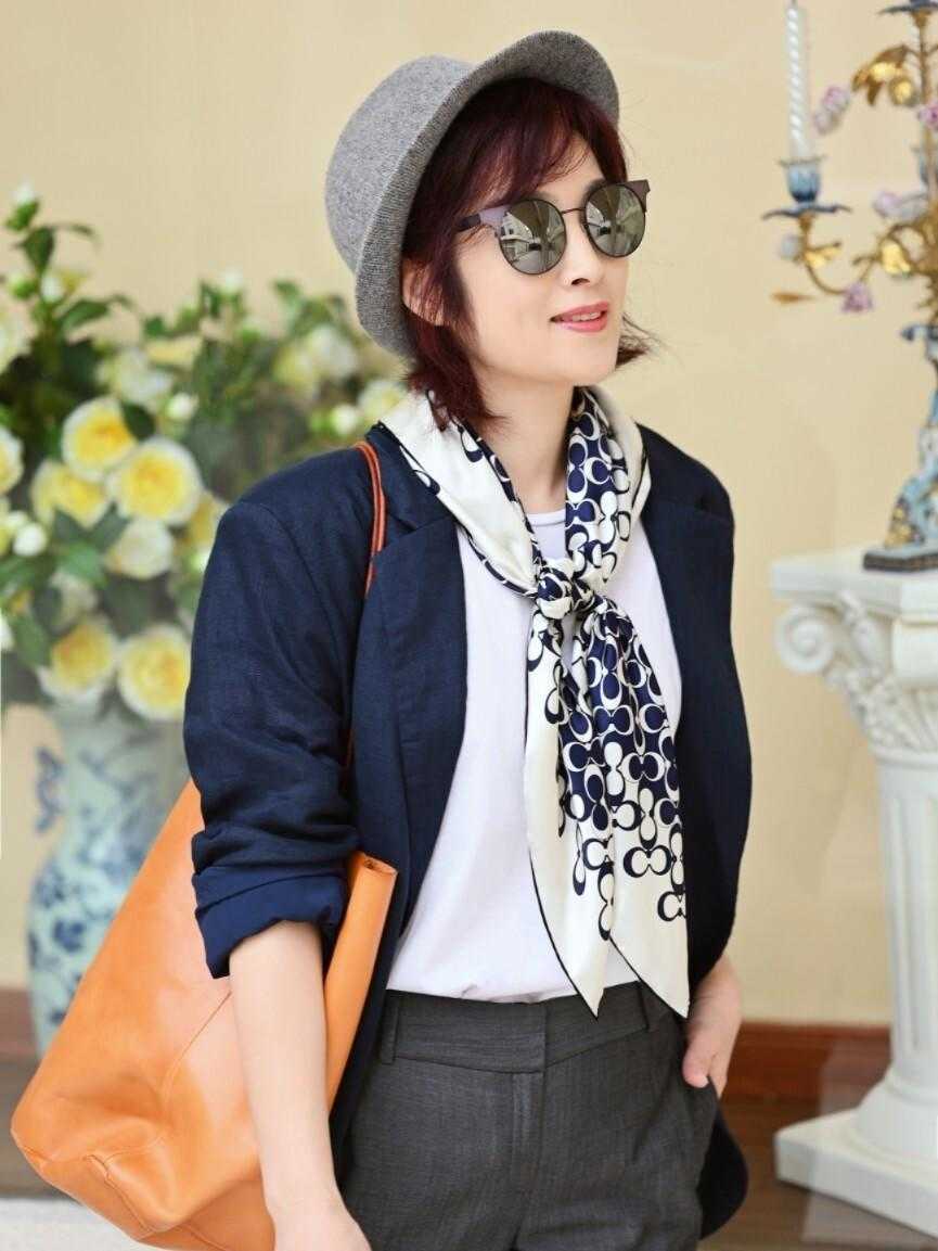 衣服|35岁、50岁怎么穿才高级减龄?学会基础款搭配方法,优雅大气