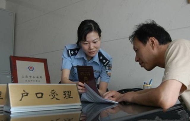 名字|爸爸姓“吴”,随口给孩子取的名字,连户口工作人员都说好听