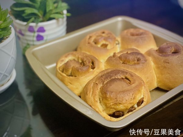 苹果肉桂卷这样做，手残党也能当大厨