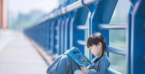 家长会|父母常说这些话,容易毁掉孩子的“幸福”,甚至出现自卑人格