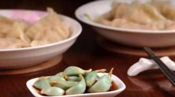 过节|过节的时候,饭局上遇到4种菜,一要少吃,二别多问,避免尴尬