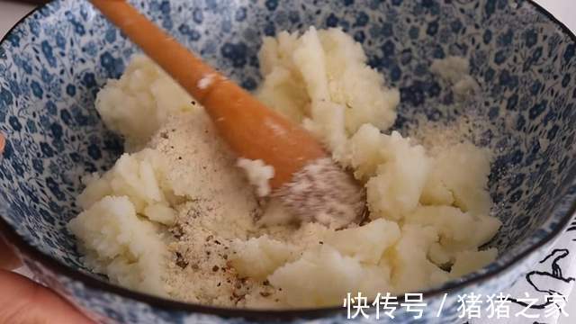 土豆泥|早餐不知道吃啥?试试用土豆做不一样的早餐饼,营养健康又美味