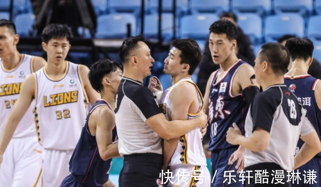 侵犯|广厦三少被广东球员侵犯,孙铭徽被垫脚,赵岩昊被打落两颗牙齿!