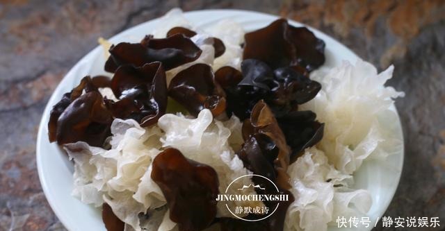 家里没青菜又不能出门时,不妨试试这道小炒,加一点点肉就超下饭