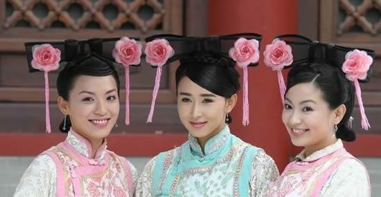 皇后|她是大清第一才女皇后，封号无人能及，死后儿子被“情敌”抚养！