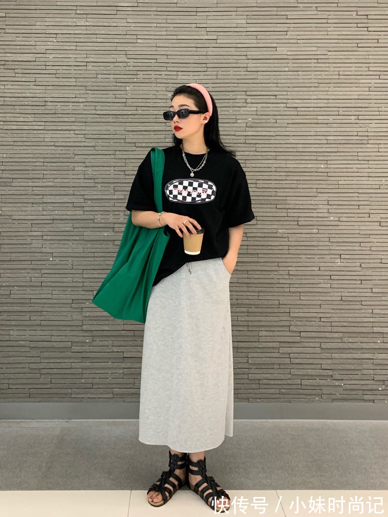 穿搭|穿“T恤”不好看?这些穿搭技巧,助你打造时尚感