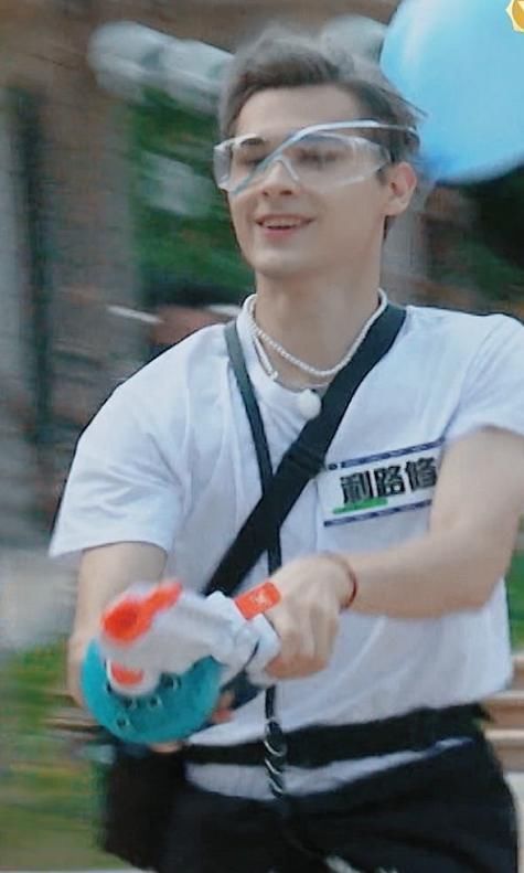 創(chuàng)造營4已經(jīng)進(jìn)入了尾聲，雖然說最后的排名不一定會(huì)對(duì)應(yīng)出道位，他們還能再?zèng)_一沖